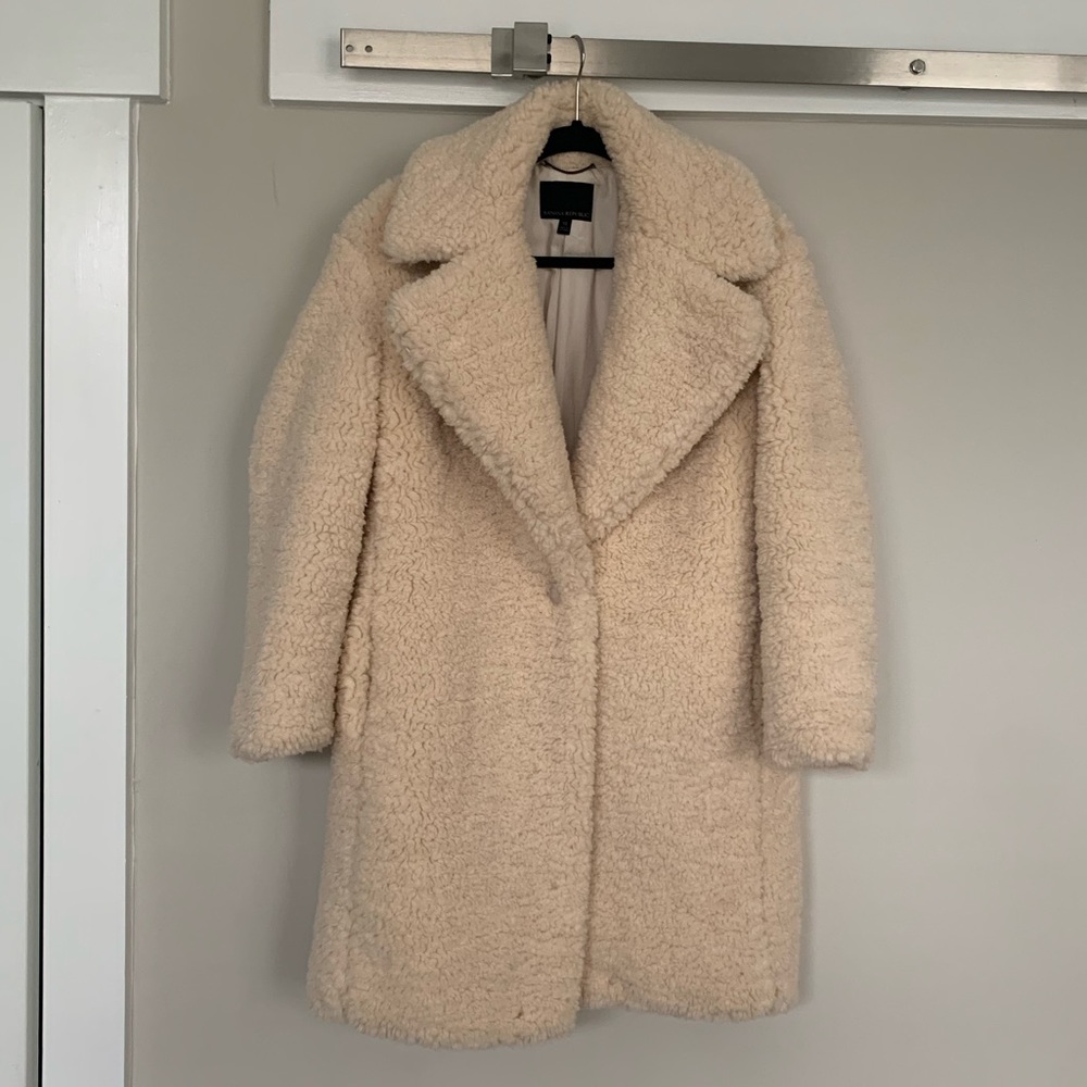 Banana Republic Sherpa coat in cream - XS